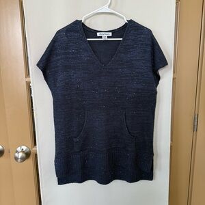 Tommy Bahama Women's Medium Navy Blue Sequin‎ V-Neck Short Sleeve Sweater